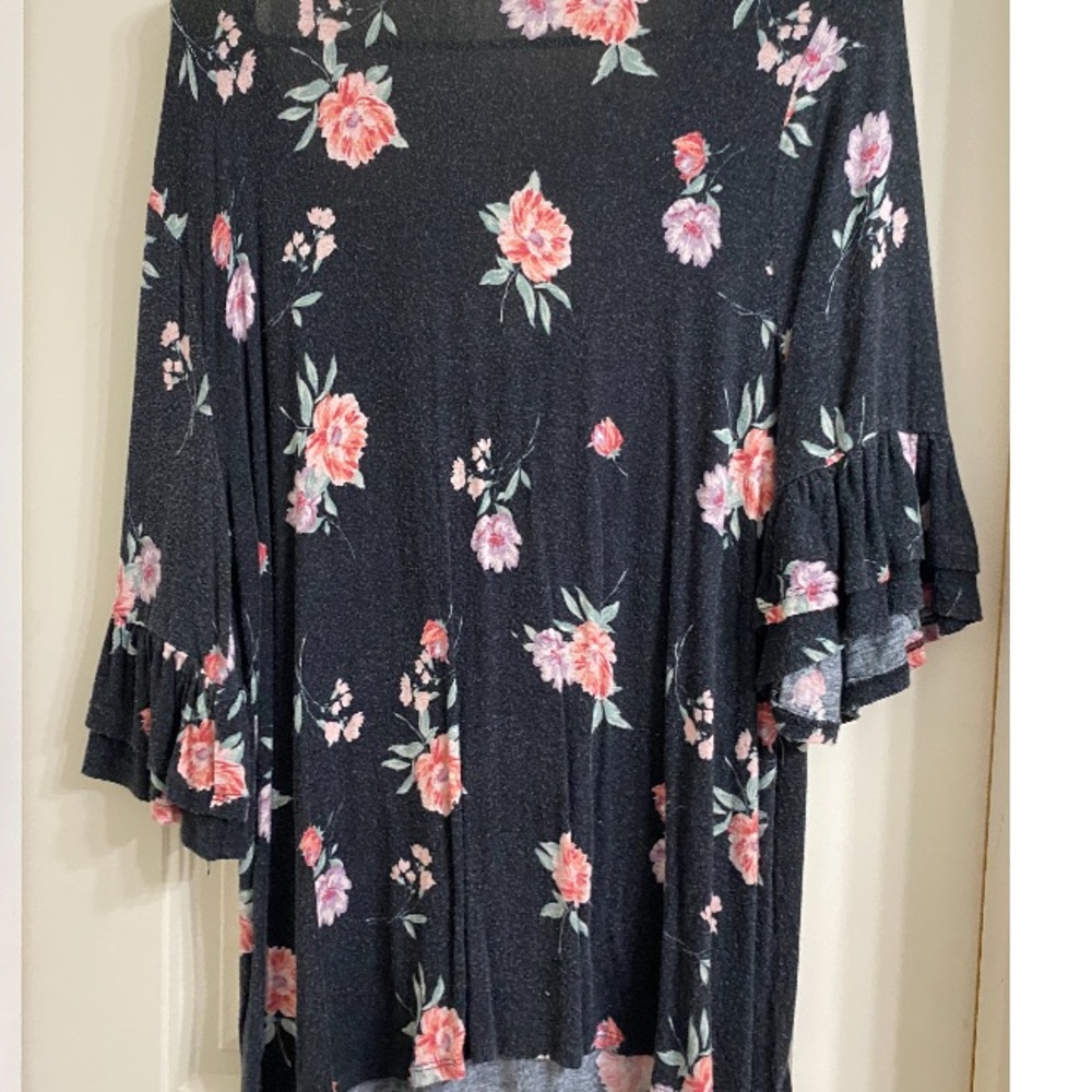 Bell Sleeve Flower Blouse